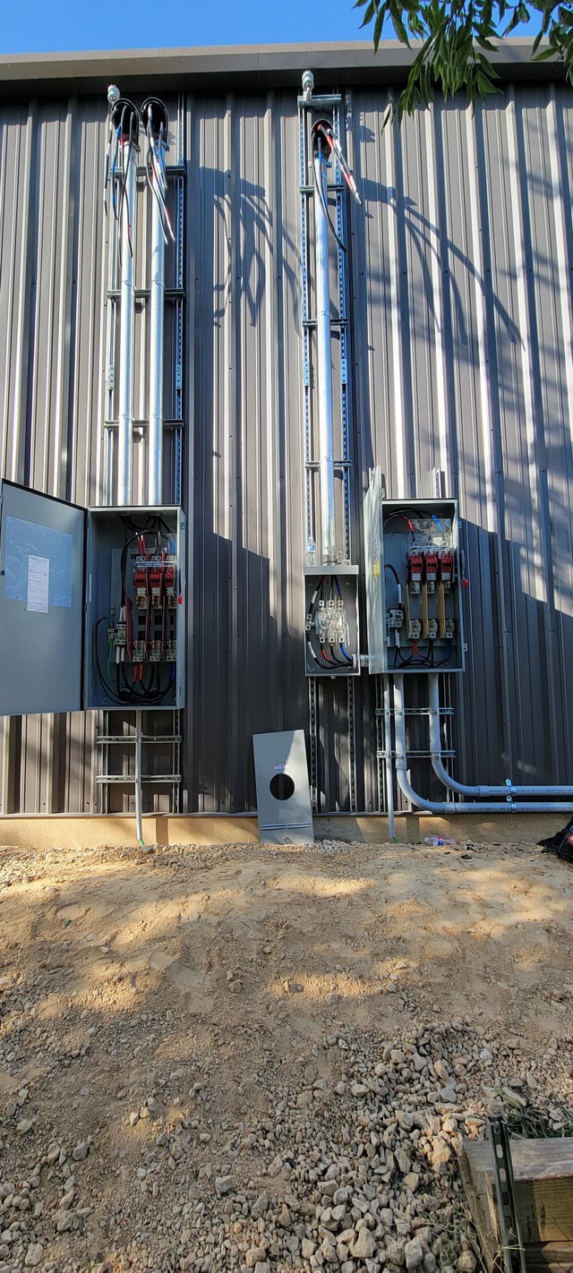 Commercial Heavy Service Risers & Fusible Disconnects